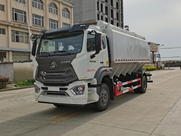 DLQ5181ZSLXND6Z重汽單橋飼料車