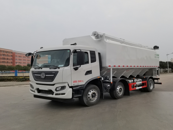國六東風(fēng)天錦前四后四飼料車